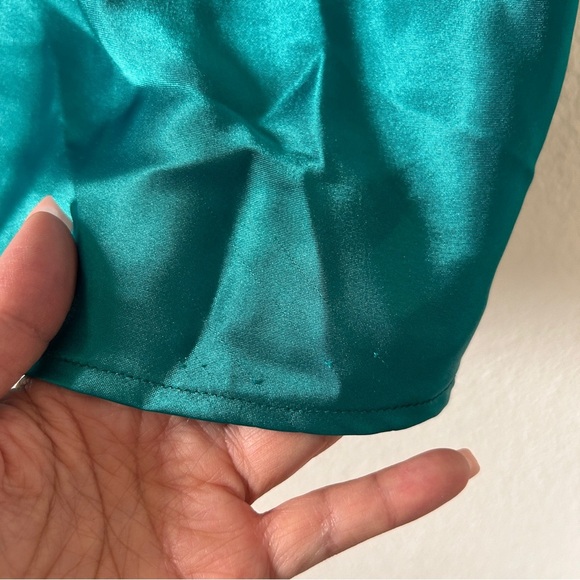 VTG D.J.Summers Tank Top Women’s 20w Teal Green Satiny Party Date Sexy Silky - Picture 9 of 9